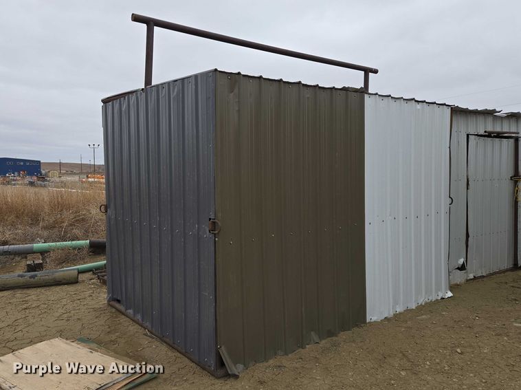 image for item EV5813 Welding shed