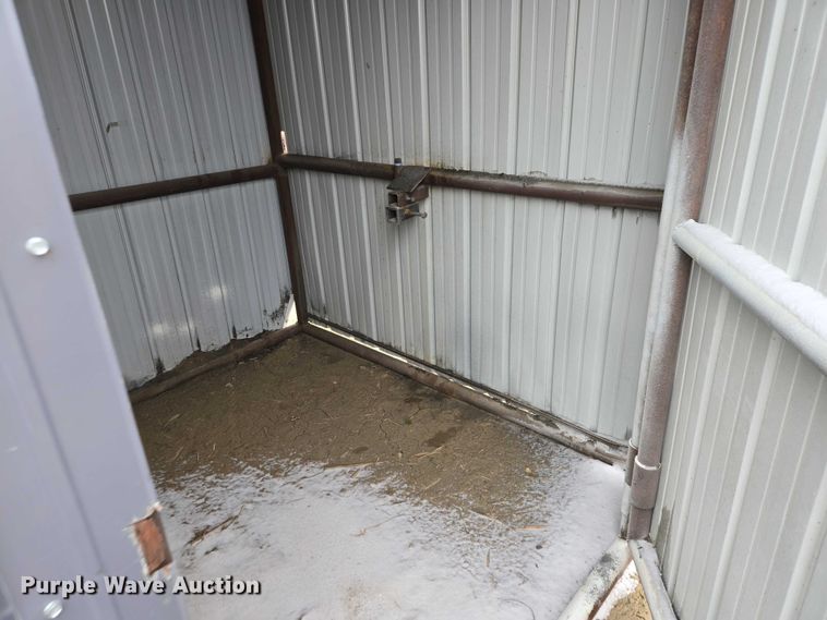 image for item EV5813 Welding shed