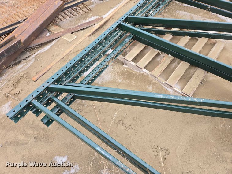 image for item EV5817 Pallet racking