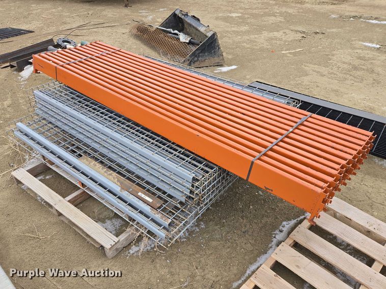 image for item EV5817 Pallet racking