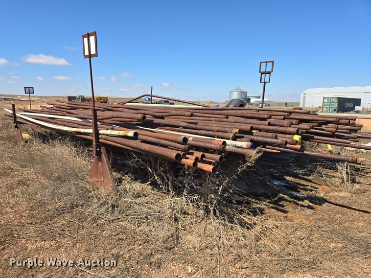image for item EV5827 Approximately 200 pieces of pipe