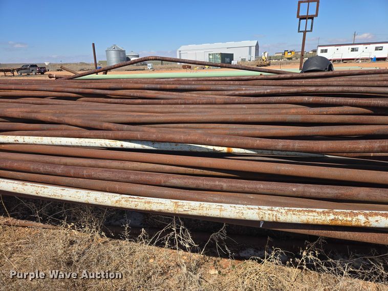 image for item EV5827 Approximately 200 pieces of pipe