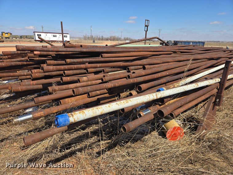 image for item EV5827 Approximately 200 pieces of pipe