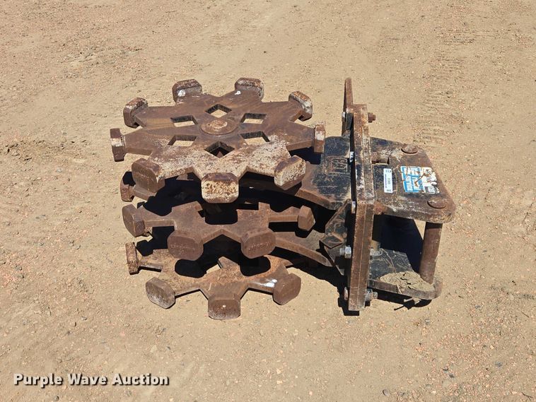 image for item EV5908 Caterpillar compaction wheel