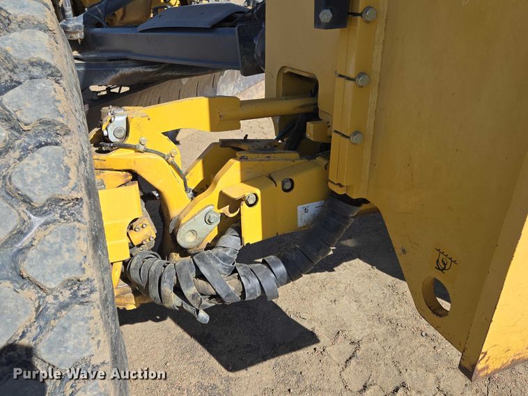 image for item EV5910 2010 John Deere 872GP motor grader