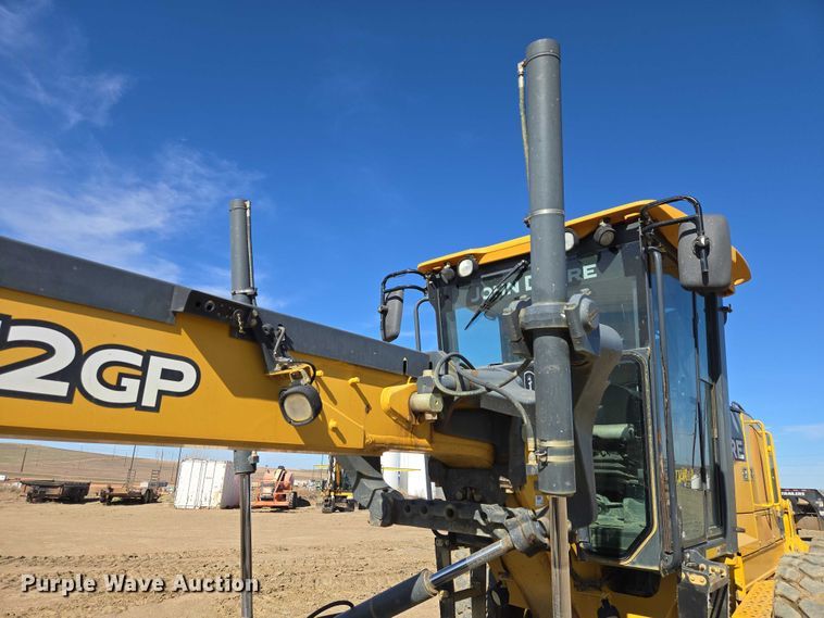 image for item EV5910 2010 John Deere 872GP motor grader