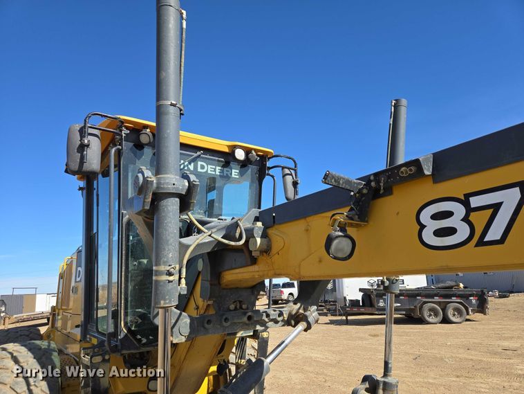 image for item EV5910 2010 John Deere 872GP motor grader