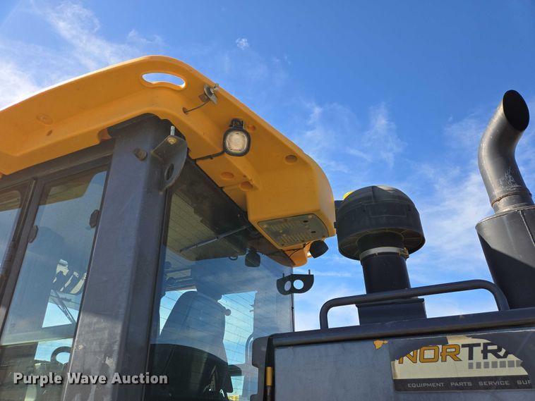 image for item EV5910 2010 John Deere 872GP motor grader