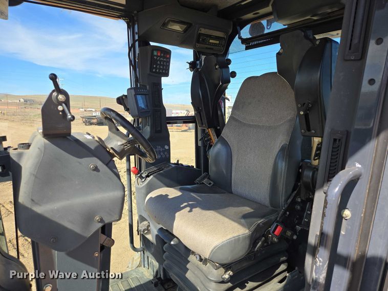 image for item EV5910 2010 John Deere 872GP motor grader