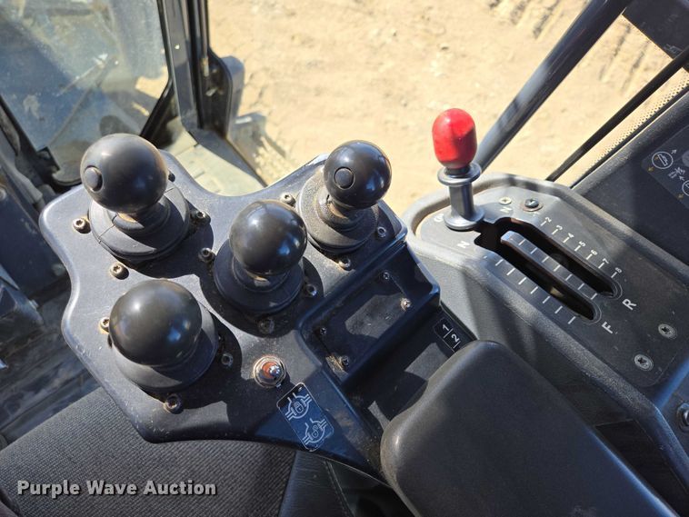 image for item EV5910 2010 John Deere 872GP motor grader