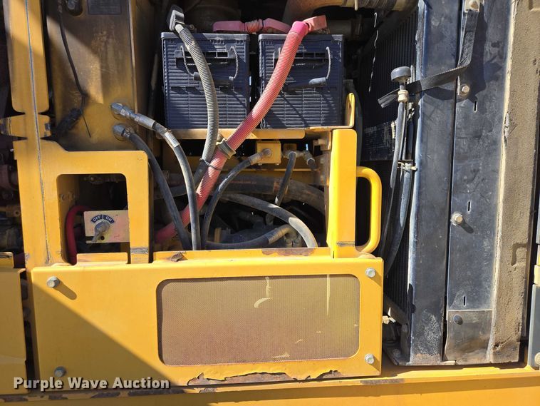 image for item EV5910 2010 John Deere 872GP motor grader