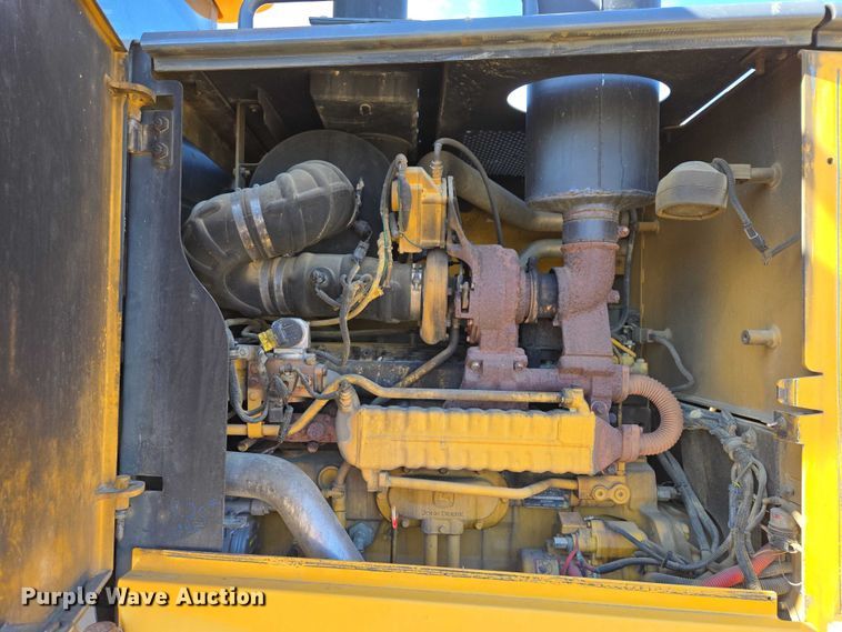 image for item EV5910 2010 John Deere 872GP motor grader