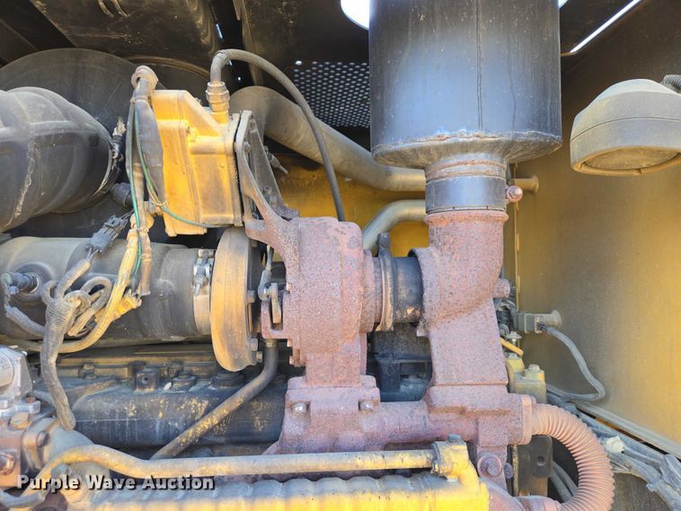 image for item EV5910 2010 John Deere 872GP motor grader