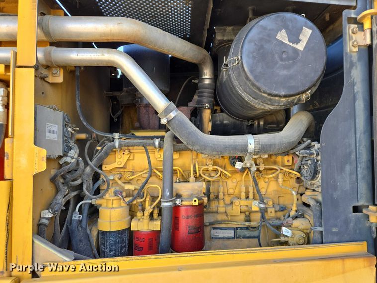 image for item EV5910 2010 John Deere 872GP motor grader