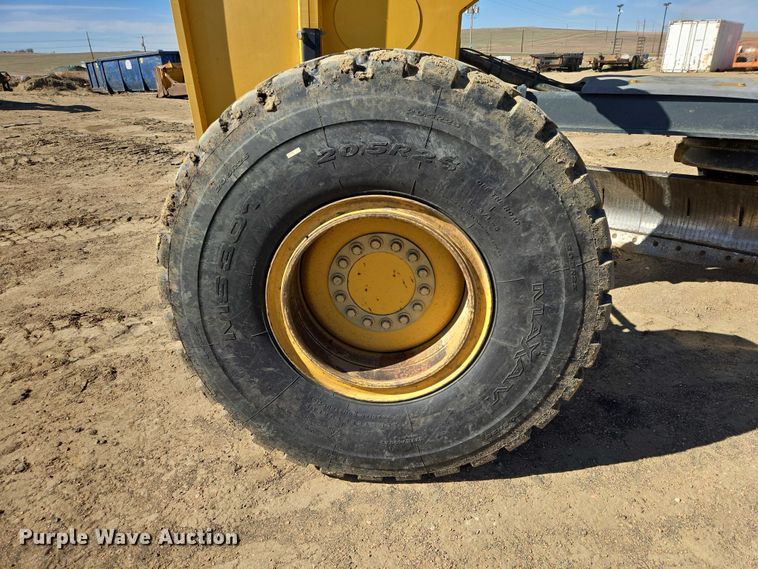 image for item EV5910 2010 John Deere 872GP motor grader