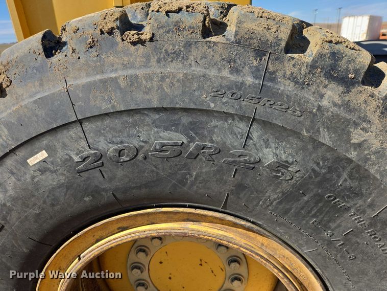 image for item EV5910 2010 John Deere 872GP motor grader