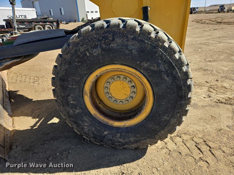 image for item EV5910 2010 John Deere 872GP motor grader