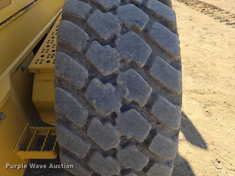 image for item EV5910 2010 John Deere 872GP motor grader