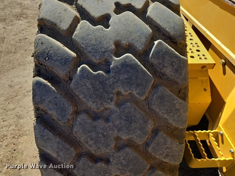 image for item EV5910 2010 John Deere 872GP motor grader