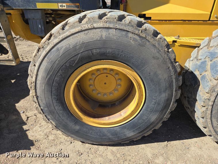 image for item EV5910 2010 John Deere 872GP motor grader