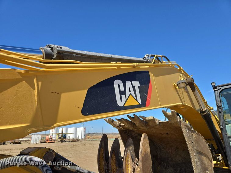 image for item EV5912 2012 Caterpillar 320E L excavator