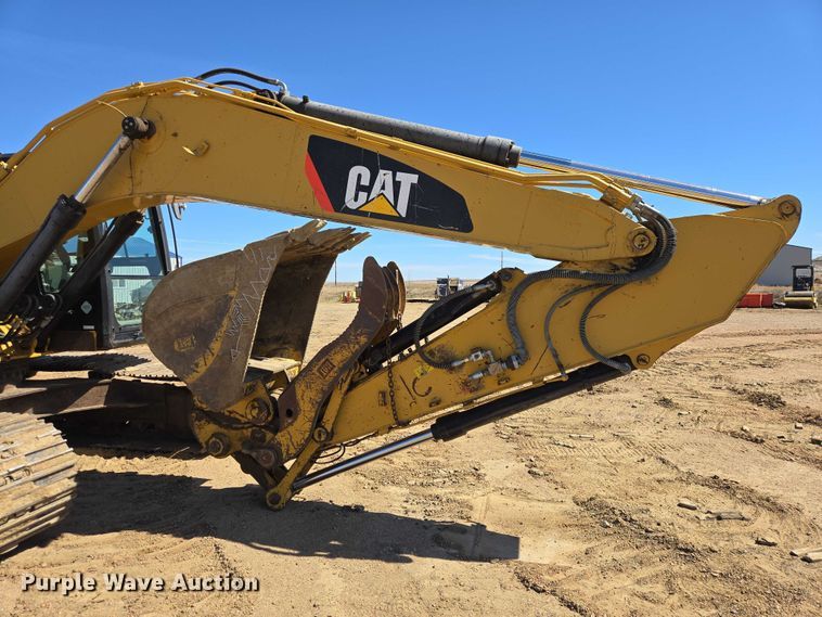 image for item EV5912 2012 Caterpillar 320E L excavator