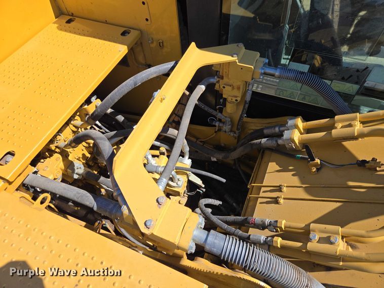 image for item EV5912 2012 Caterpillar 320E L excavator
