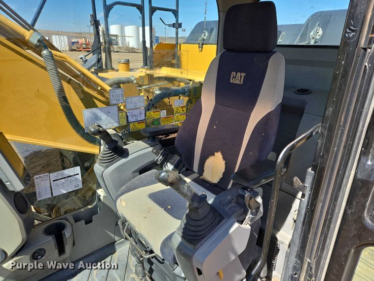 image for item EV5912 2012 Caterpillar 320E L excavator