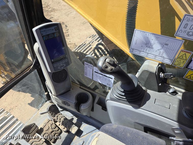 image for item EV5912 2012 Caterpillar 320E L excavator