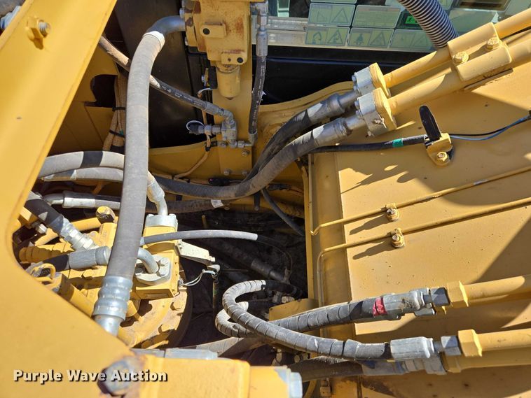 image for item EV5912 2012 Caterpillar 320E L excavator