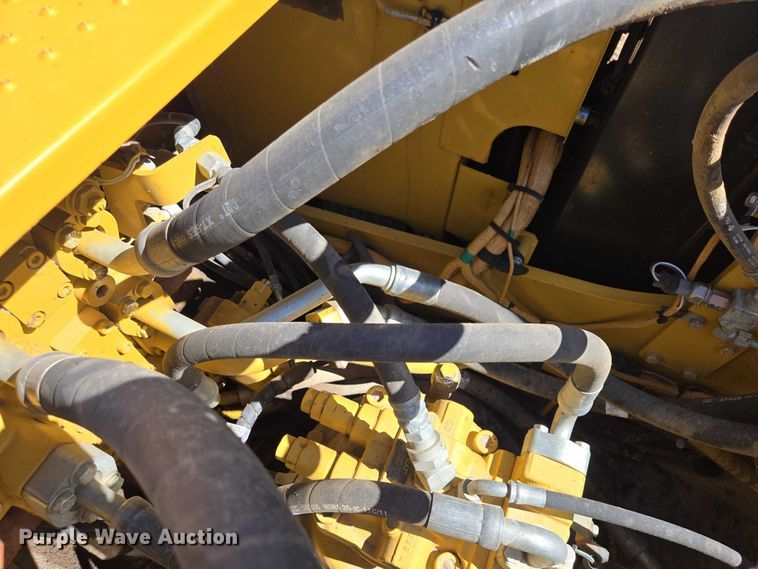 image for item EV5912 2012 Caterpillar 320E L excavator