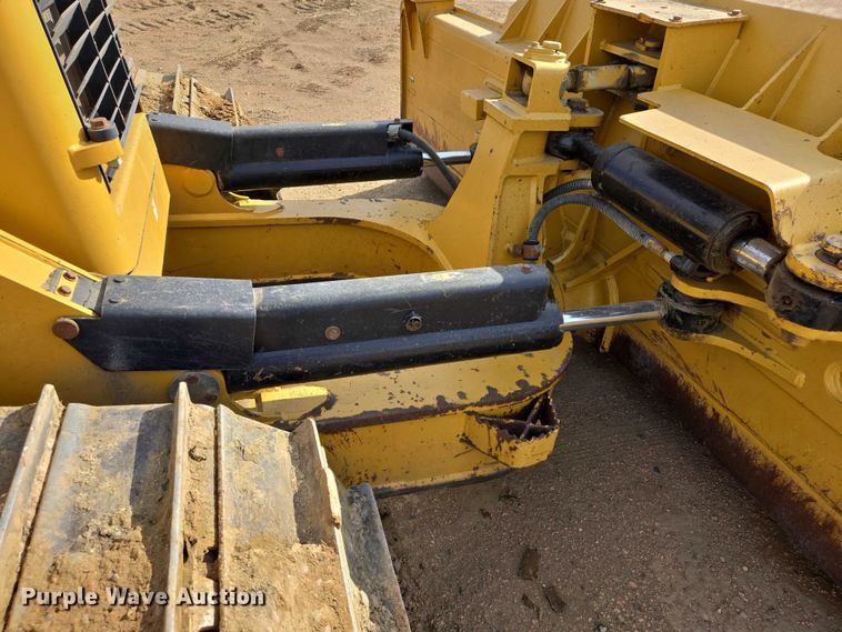 image for item EV5913 2015 Caterpillar D6N LGP dozer