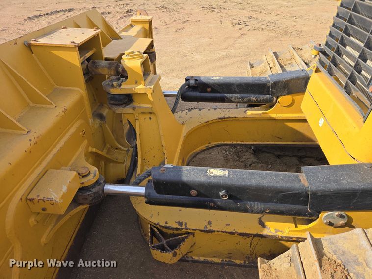 image for item EV5913 2015 Caterpillar D6N LGP dozer