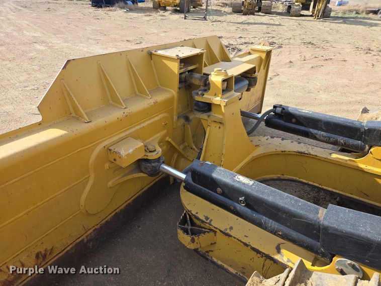 image for item EV5913 2015 Caterpillar D6N LGP dozer