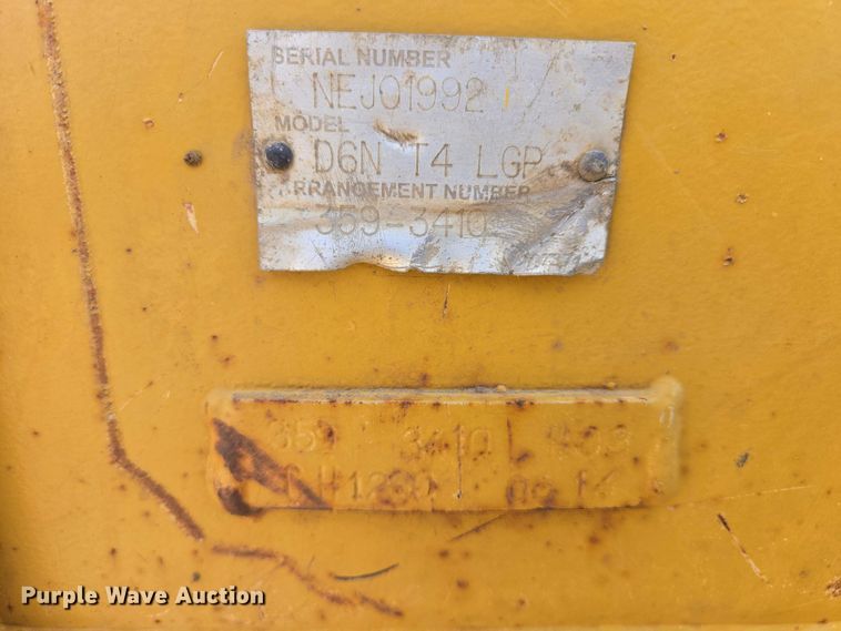 image for item EV5913 2015 Caterpillar D6N LGP dozer