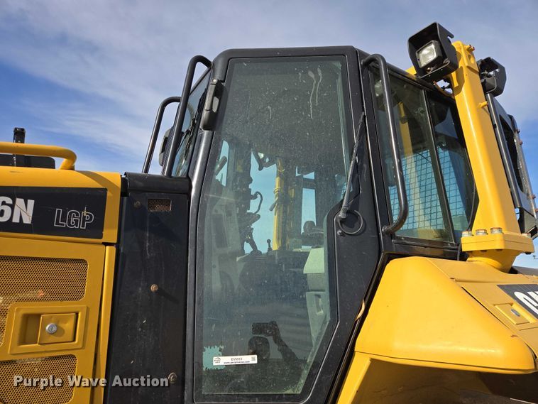 image for item EV5913 2015 Caterpillar D6N LGP dozer