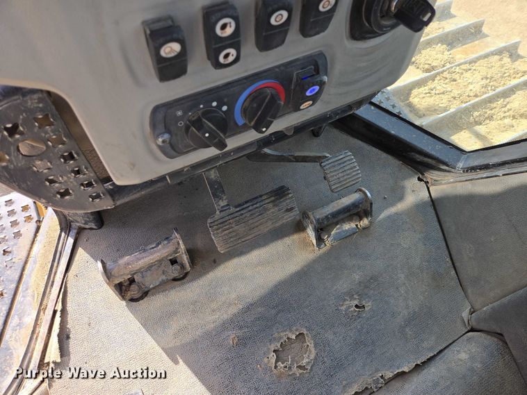 image for item EV5913 2015 Caterpillar D6N LGP dozer