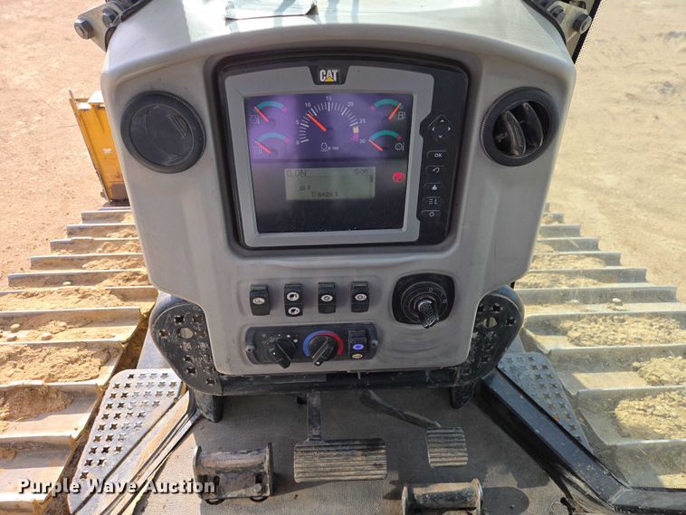 image for item EV5913 2015 Caterpillar D6N LGP dozer