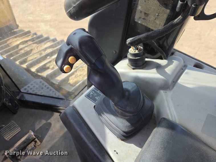 image for item EV5913 2015 Caterpillar D6N LGP dozer