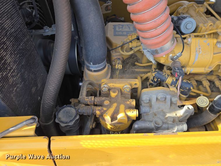 image for item EV5913 2015 Caterpillar D6N LGP dozer