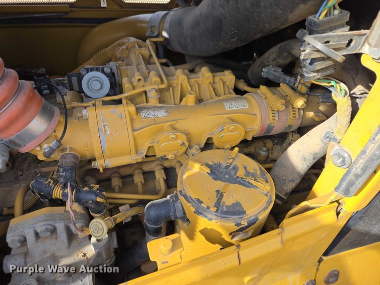 image for item EV5913 2015 Caterpillar D6N LGP dozer