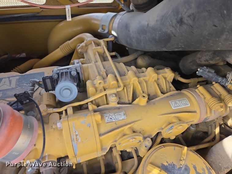 image for item EV5913 2015 Caterpillar D6N LGP dozer