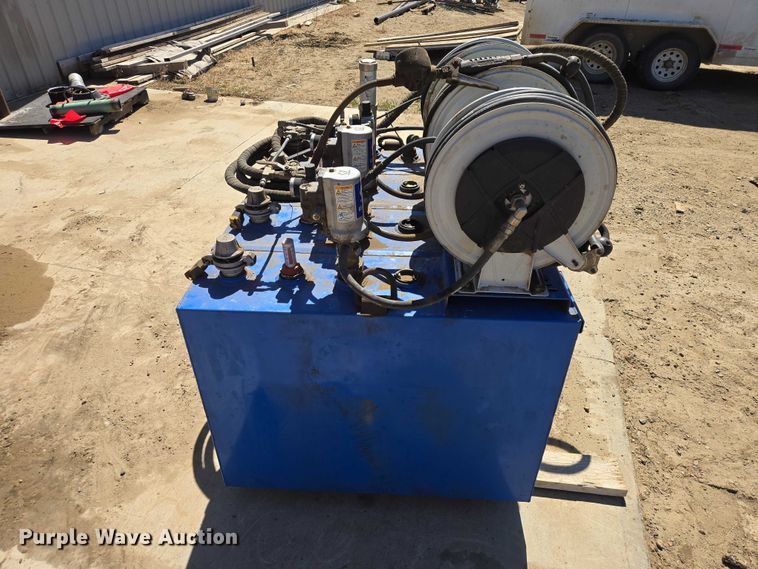 image for item EV5916 Lube skid