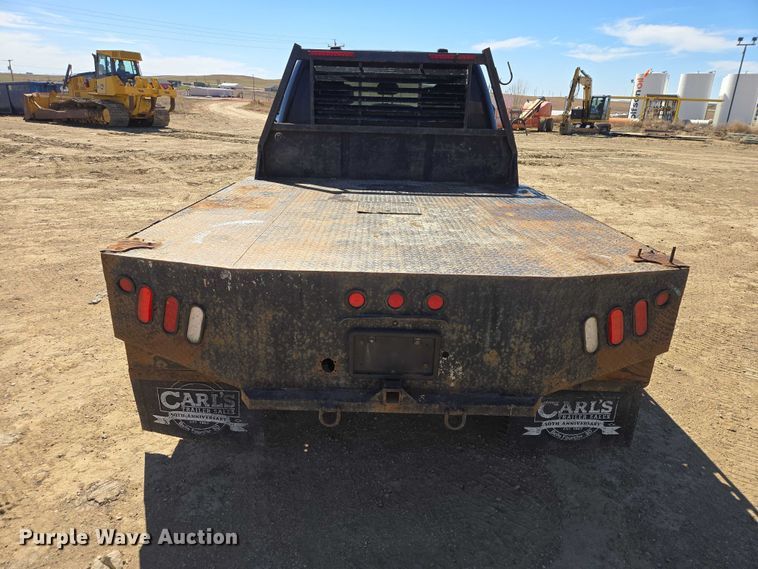 image for item EV5920 2022 Ford F350 Crew Cab flatbed pickup truck