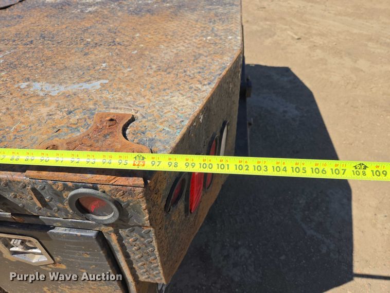 image for item EV5920 2022 Ford F350 Crew Cab flatbed pickup truck