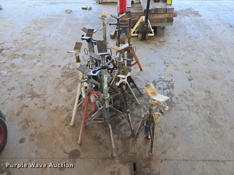 image for item EV5922 (14) pipe stands