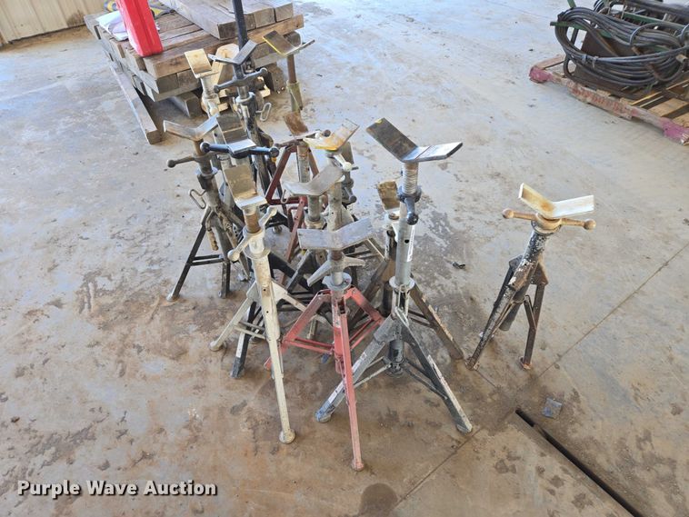 image for item EV5922 (14) pipe stands