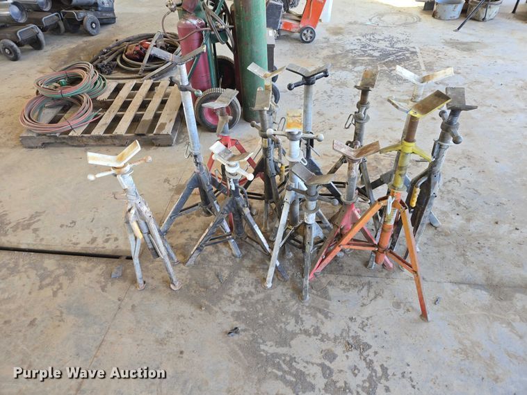 image for item EV5922 (14) pipe stands