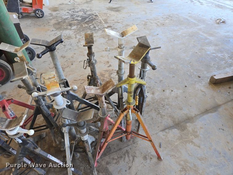 image for item EV5922 (14) pipe stands