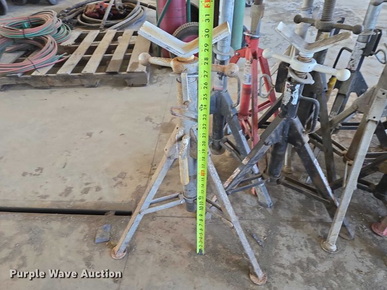 image for item EV5922 (14) pipe stands